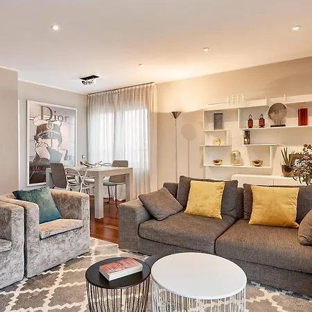 Ud - Luxury With Terrace Apartamento